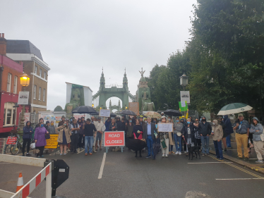 Hammersmith Bridge